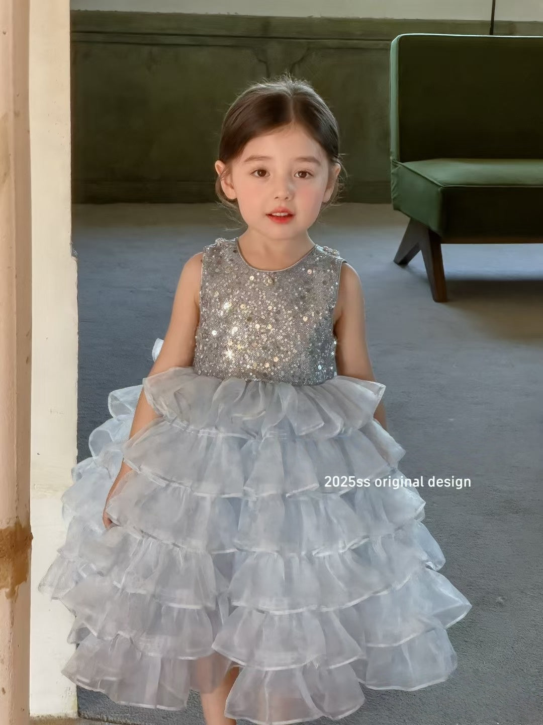 Sparkling Satin & Tulle Princess Dress: A Dream Come True for Your Little One!