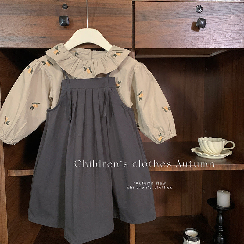 Korean version of children's clothing girls' suit 2025 spring children's foreign style retro embroidered lotus leaf collar shirt pleated strap skirt