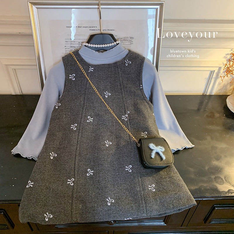 Korean version of girls' winter clothing 2025 girls' sleeveless fleece printed dress, bottom fleece top two-piece set