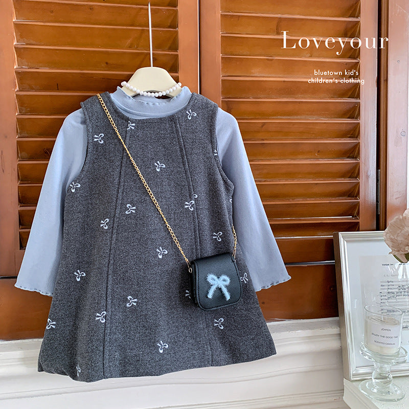 Korean version of girls' winter clothing 2025 girls' sleeveless fleece printed dress, bottom fleece top two-piece set