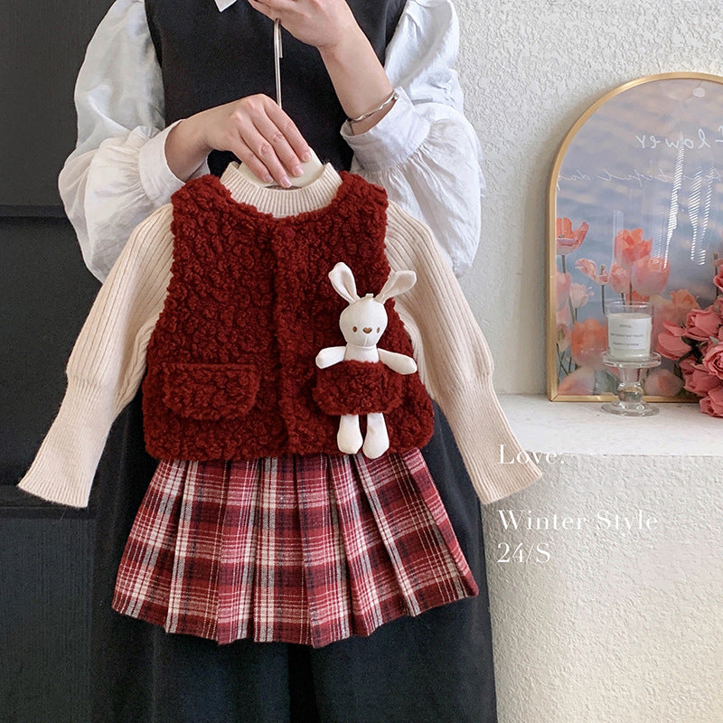 Girls autumn and winter 2025 new fashionable furry thickened vest knitted top plush pleated skirt three-piece set